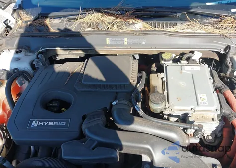 2013 Ford Fusion Hybrid Se z USA, uszkodzony, nr VIN 3FA6P0LUXDR373319